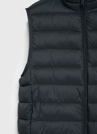 Ультралёгкий жилет с воротником-стойкой