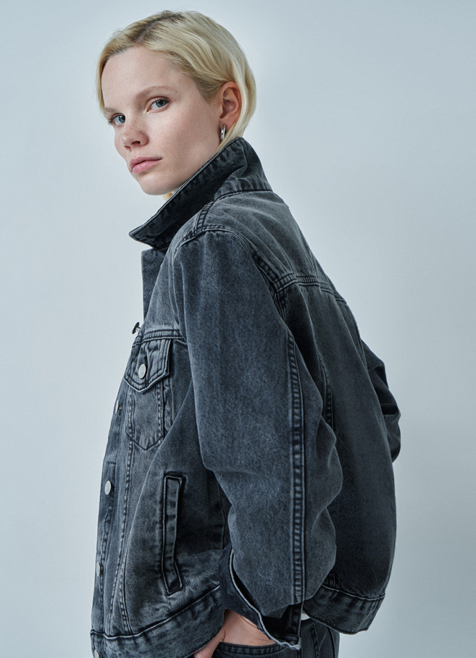 Джинсовая куртка