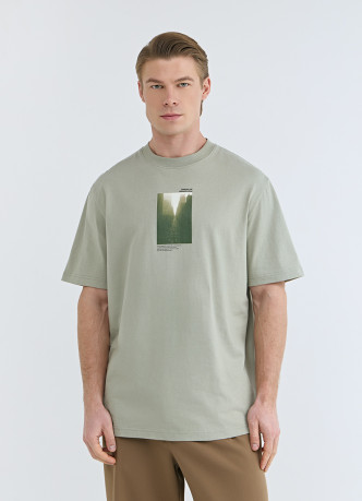 Футболка с принтом