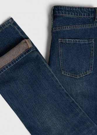 Прямые джинсы с высокой посадкой