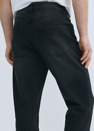 Зауженные джинсы Slim