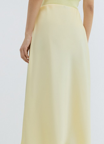 Сатиновая юбка миди А-силуэта