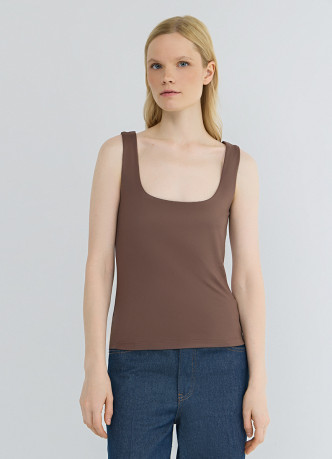 Топ с широкими бретелями