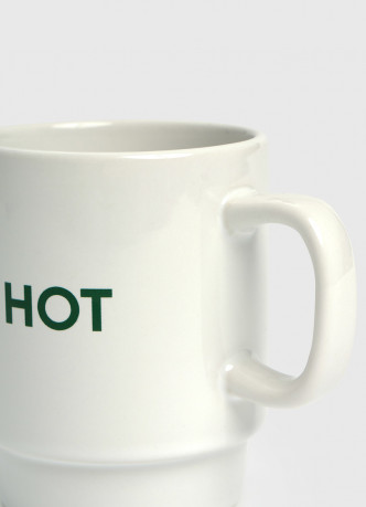 Кружка с надписью в картонной упаковке