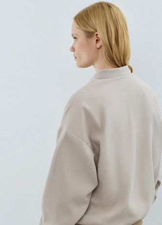 Бомбер на молнии