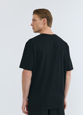 Футболка с принтом