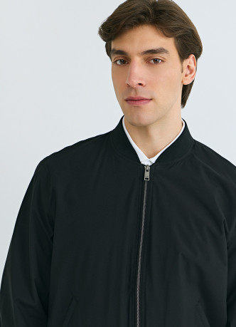 Бомбер на молнии