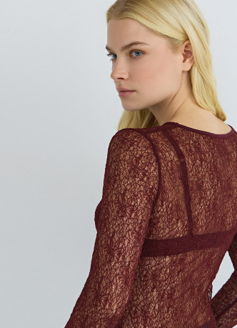 Кружевной лонгслив