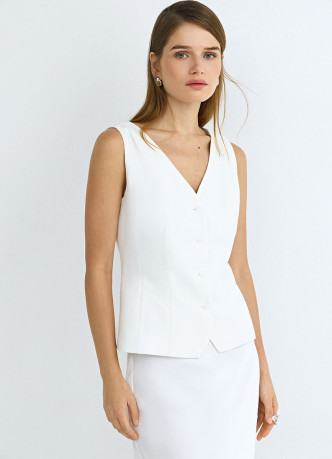 Жилет изо льна на пуговицах