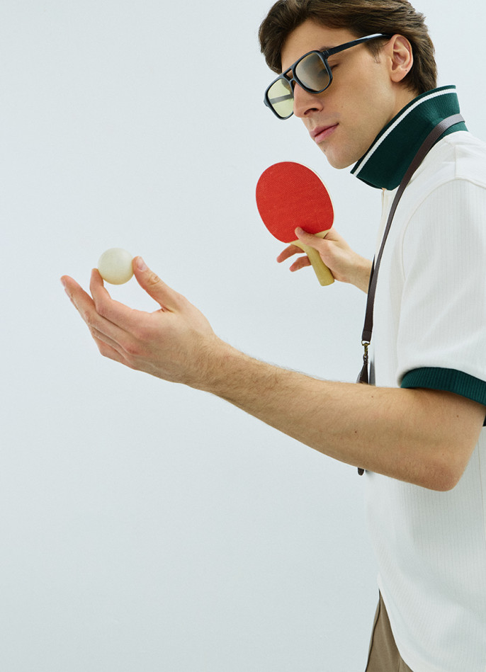 Солнцезащитные очки с цветными линзами