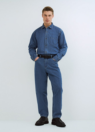 Джинсовая рубашка на пуговицах