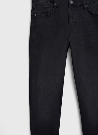 Зауженные джинсы Slim