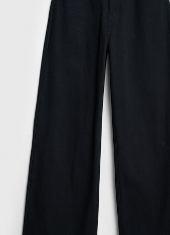 Утеплённые широкие джинсы