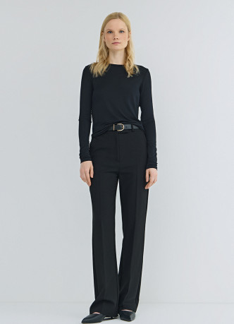 Лонгслив с содержанием модала и шёлка