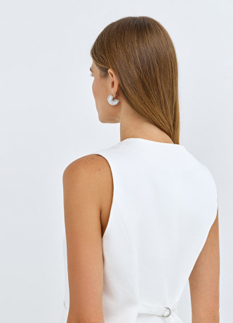 Жилет на пуговицах