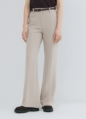 Расклёшенные брюки с ремнём