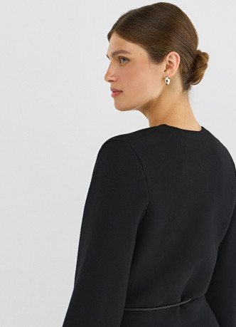 Кардиган на поясе с объемными рукавами