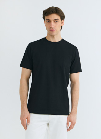 Базовая футболка