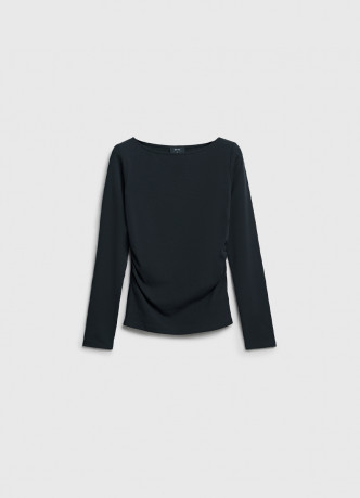 Лонгслив с вырезом лодочкой