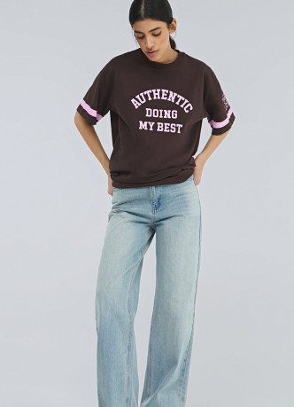 Широкие джинсы с высокой посадкой