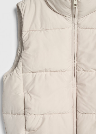 Утеплённый жилет для девочек