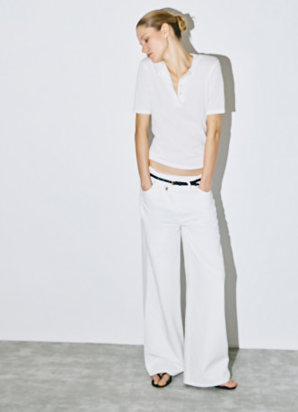 Футболка с вырезом "Хенли"