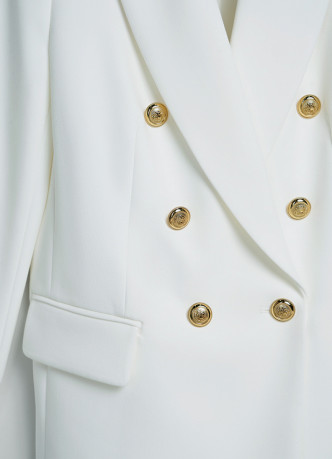 Двубортный приталенный жакет