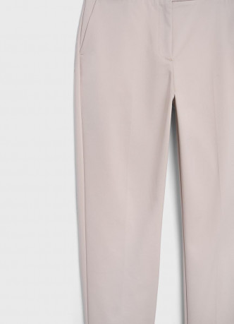 Зауженные прямые брюки