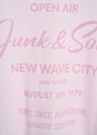 Футболка с флоковым принтом