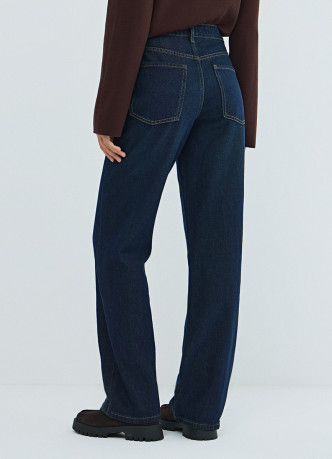 Прямые джинсы со средней посадкой