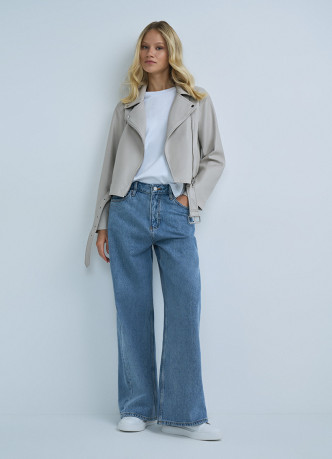Широкие джинсы