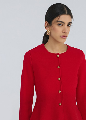 Кардиган с баской и золотыми пуговицами