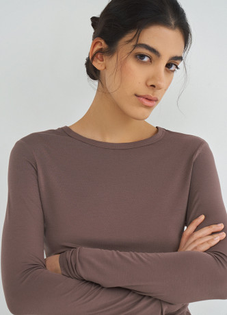 Лонгслив с содержанием модала и шёлка