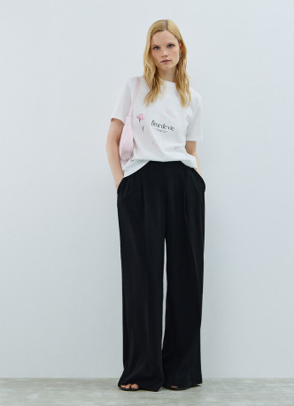 Футболка с цветочным принтом