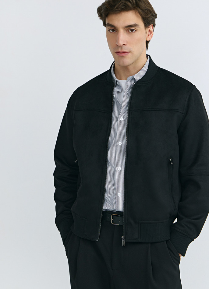 Бомбер из искусственной замши