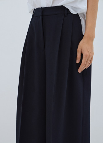 Широкие брюки со стрелками