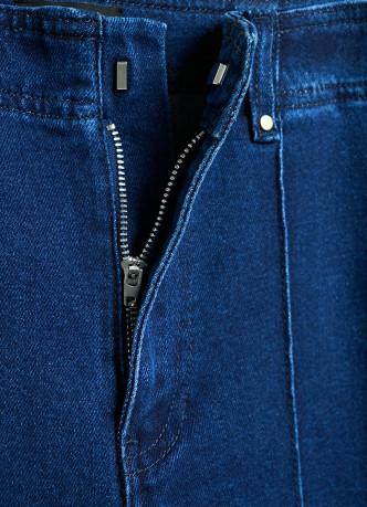 Широкие джинсы со стрелками