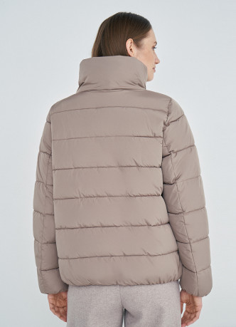 Утеплённая куртка с воротником-стойкой