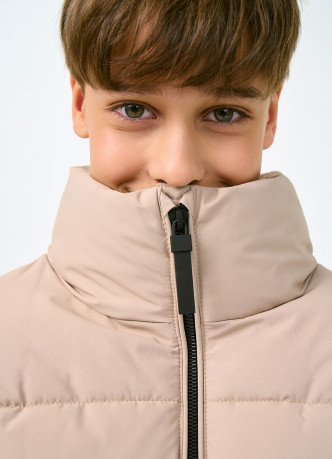 Утеплённый жилет для мальчиков