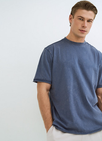 Футболка с текстовым принтом