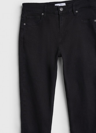 Базовые узкие джинсы