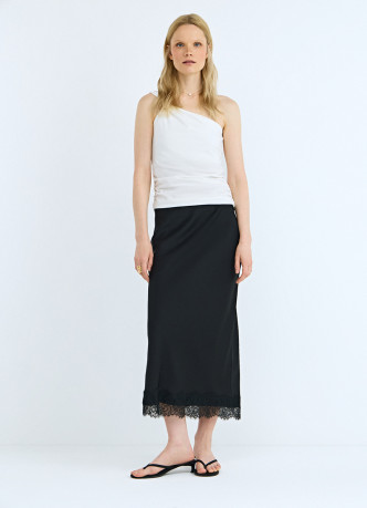 Топ на одно плечо с узлом