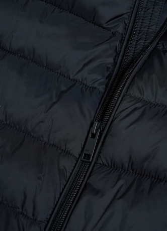 Утеплённая лёгкая куртка с воротником-стойкой