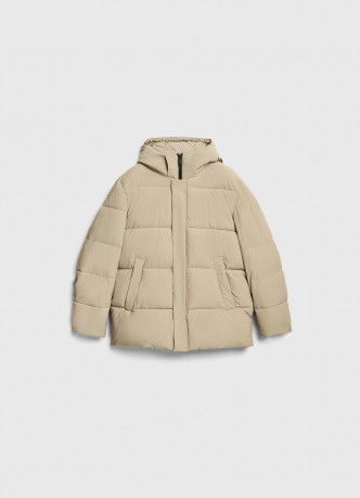 Утеплённая куртка с капюшоном