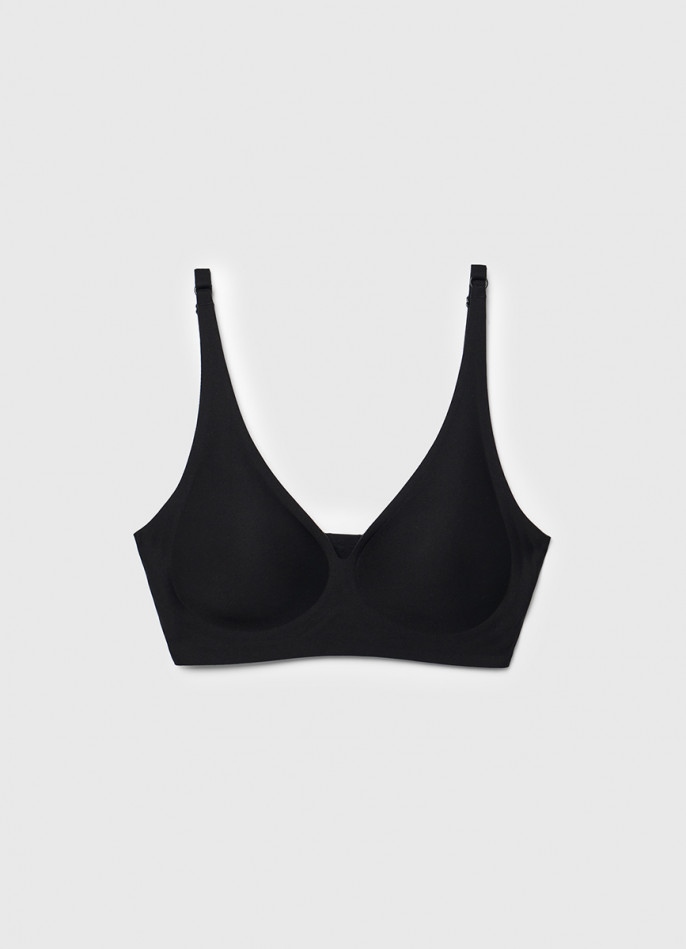 Бесшовный бюстгальтер с формованными чашками