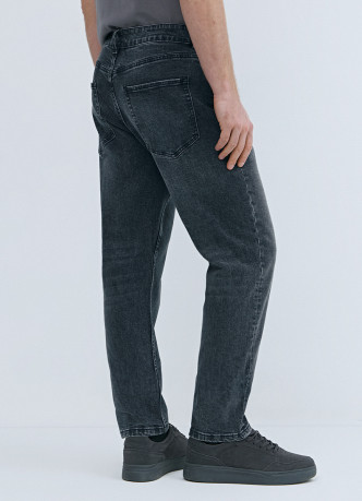 Зауженные джинсы Slim