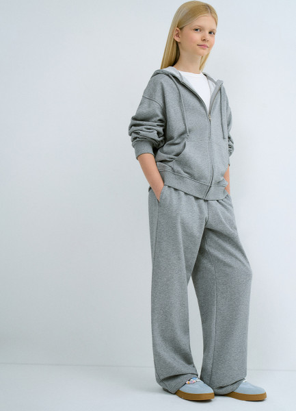 Широкие трикотажные брюки для девочек Серый 1599₽