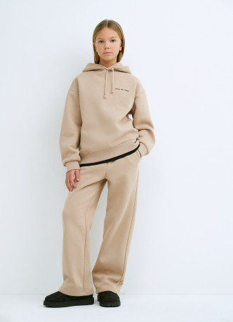 Худи с вышивкой для девочек