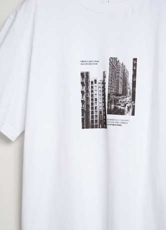 Футболка с принтом