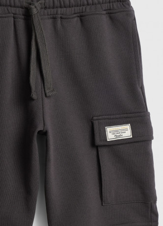 Шорты с накладными карманами для мальчиков